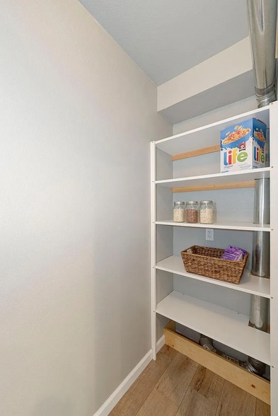 walk-in pantry - 14 Coventry Ln