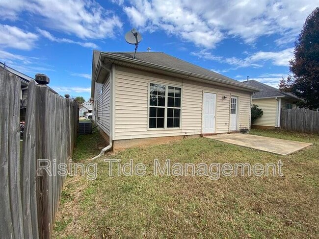 Building Photo - 173 Creekstone Tr