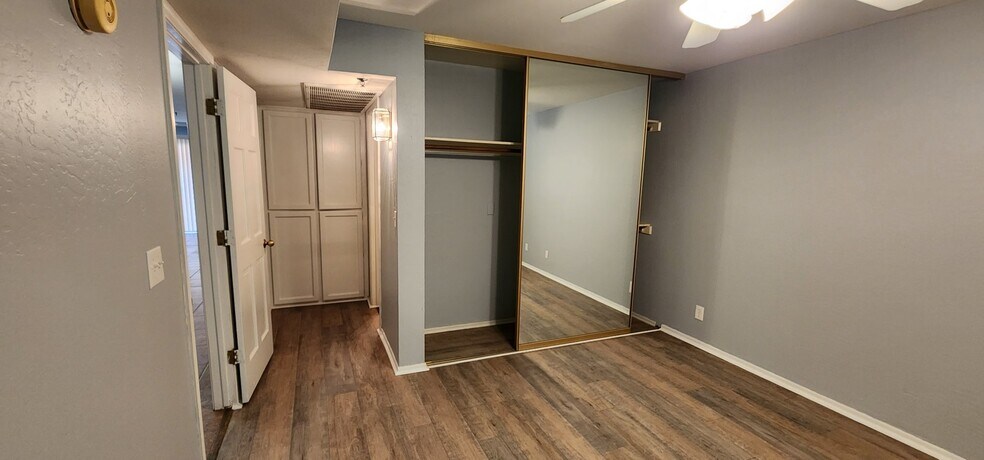 Building Photo - 3031 N Civic Center Plz