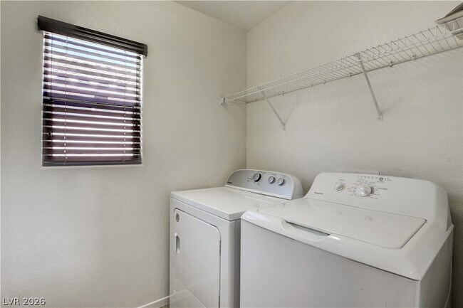 Building Photo - 5308 Fireside Ranch Ave