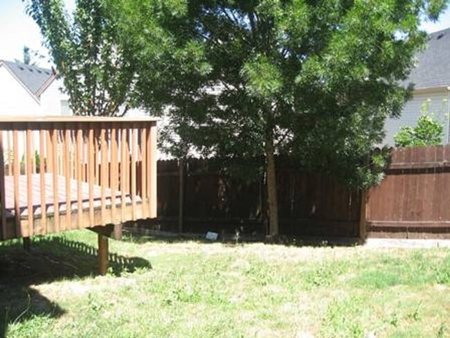 Building Photo - Coming Soon! 3 Bedroom - 2.5 Bath Home in Aloha!