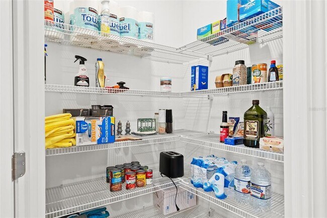 Building Photo - 10232 Echo Dock Loop