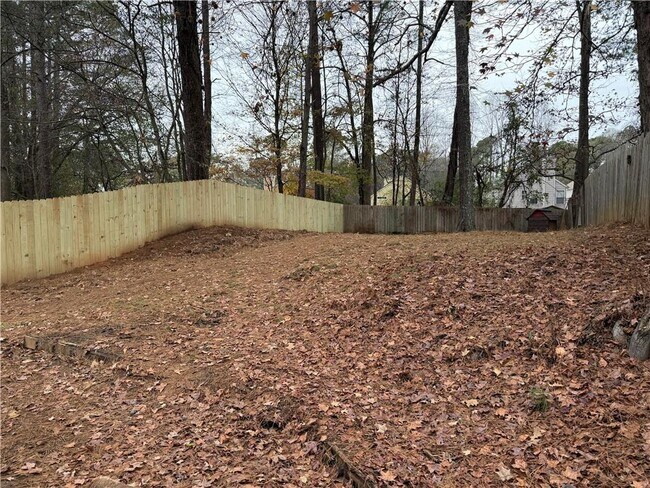 Building Photo - 1040 Hampton Hill Ct