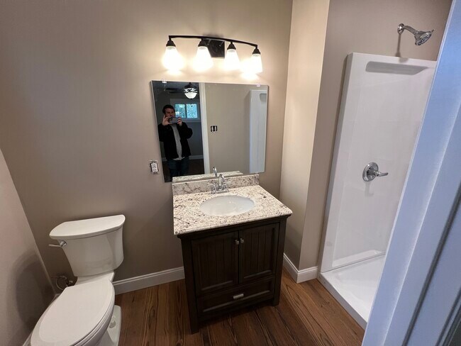 Building Photo - 2038 Conway Dr