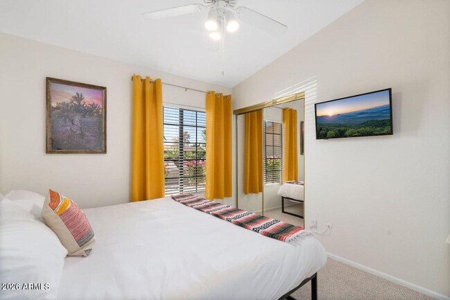 Building Photo - 8742 E San Daniel Dr