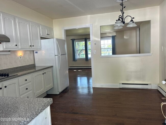 Building Photo - 246B Jefferson Ct