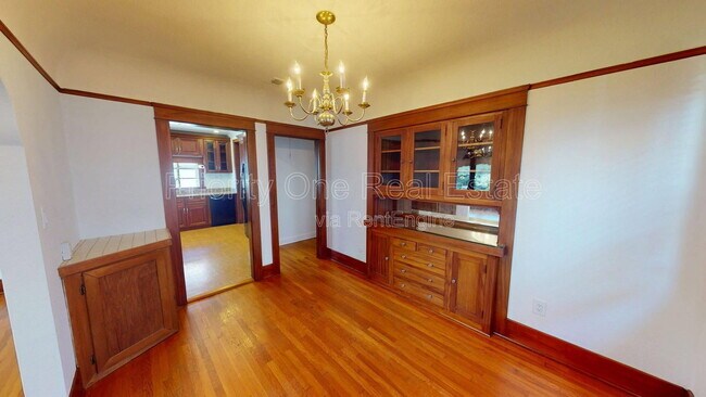 Building Photo - 3339 33rd St