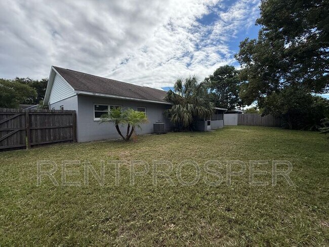 Building Photo - 8340 Le Mesa St