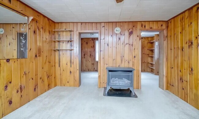 Building Photo - 2 Bedroom Apartment - Midtown Kingston