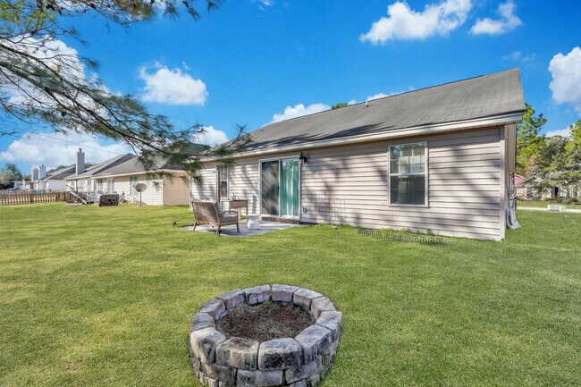 Building Photo - 142 West Tisbury Lane