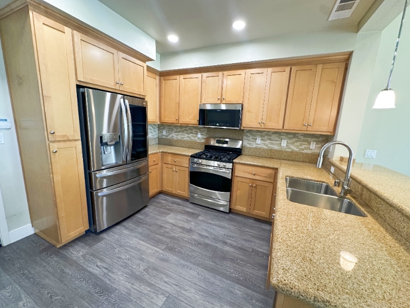 Building Photo - 3763 Klamath Ln