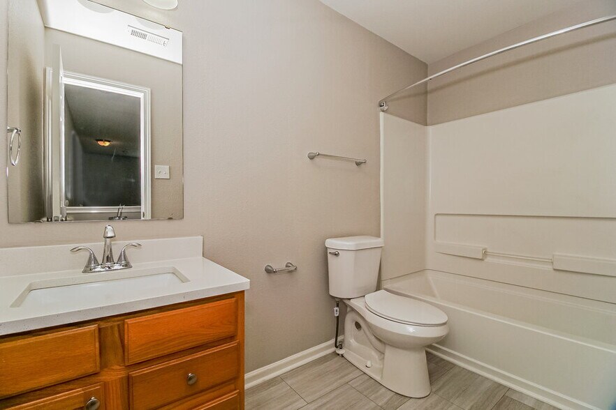 Building Photo - 4122 Kellybrook Dr