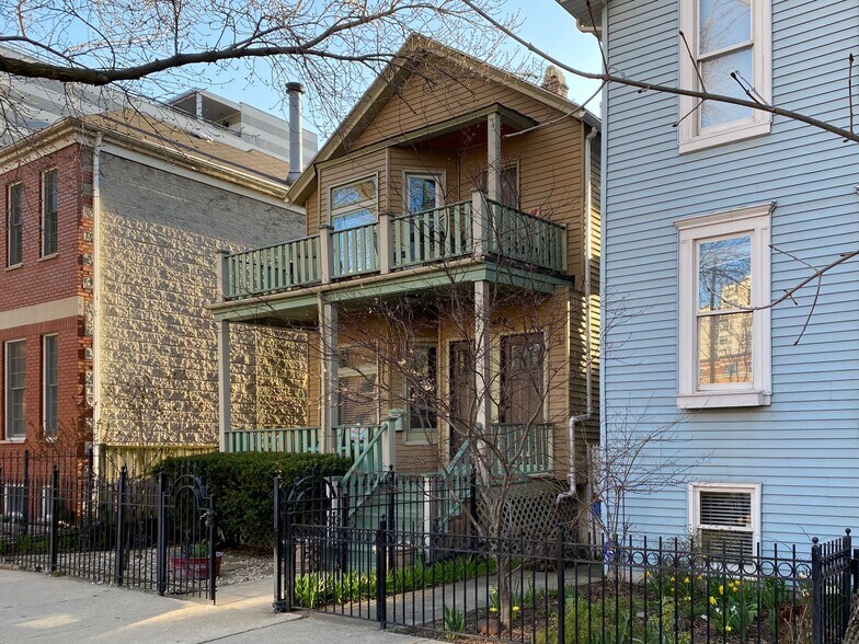 Building Photo - 1424 N North Park Ave