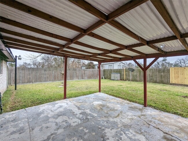 Building Photo - 8410 Rinn St