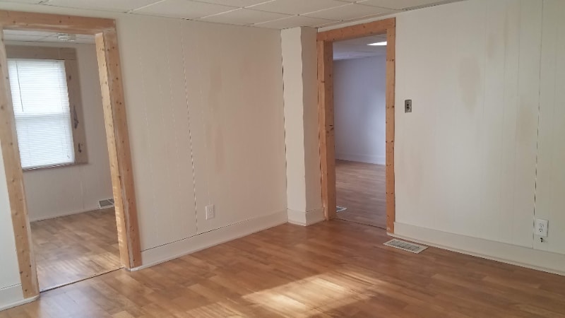 Building Photo - 1311 S State St