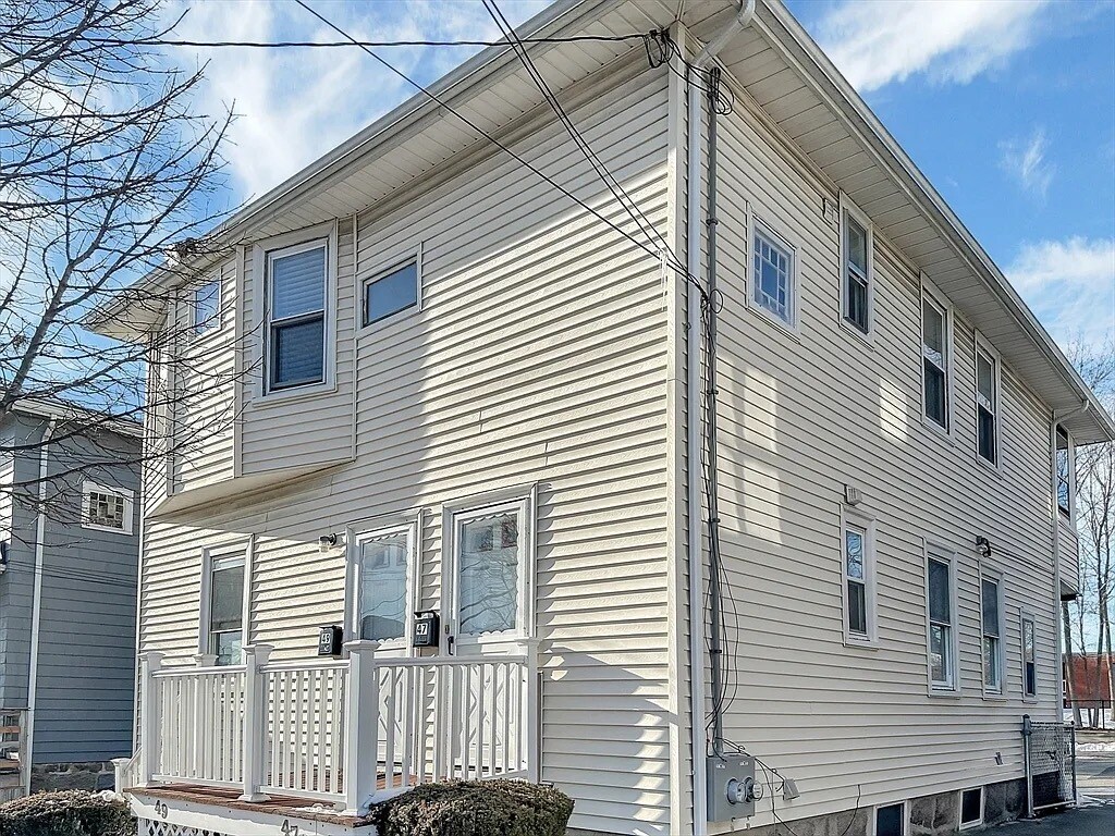 Building Photo - 49 West St