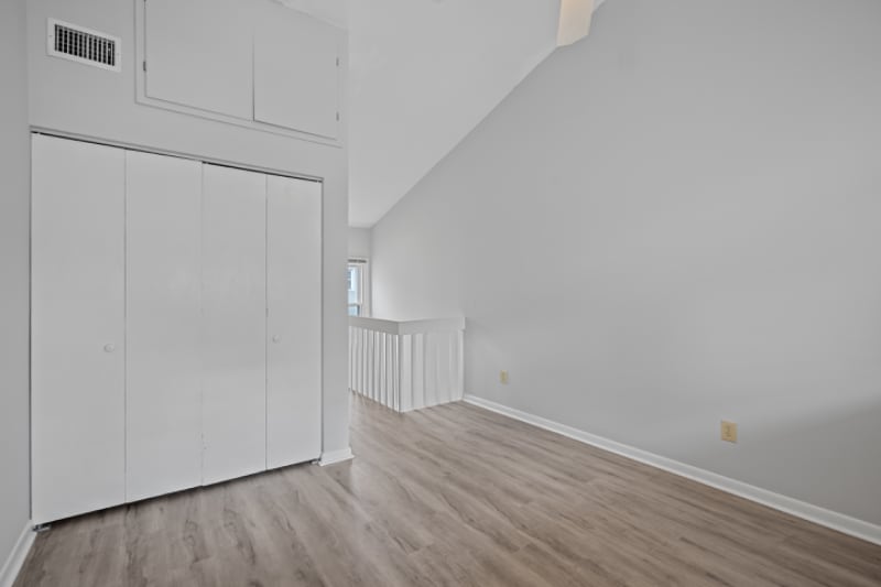 Building Photo - 721 N Poplar St