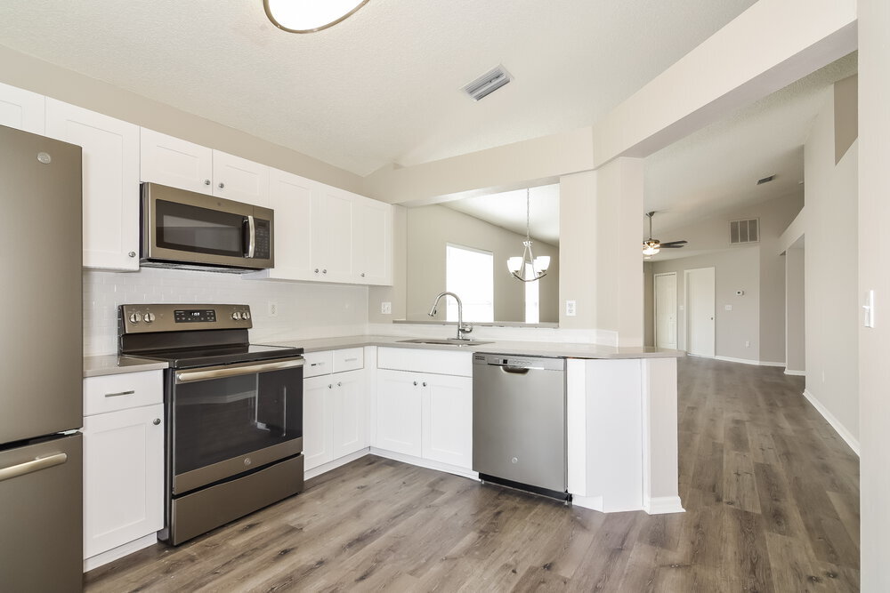 Building Photo - 22649 St Thomas Cir