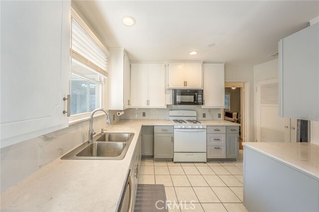 Building Photo - 414 University Ave