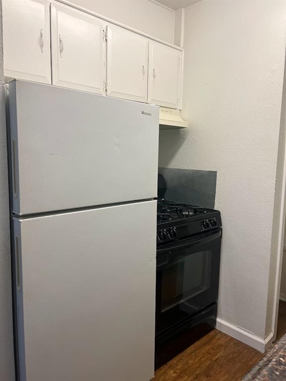 Building Photo - 307 E 31st St