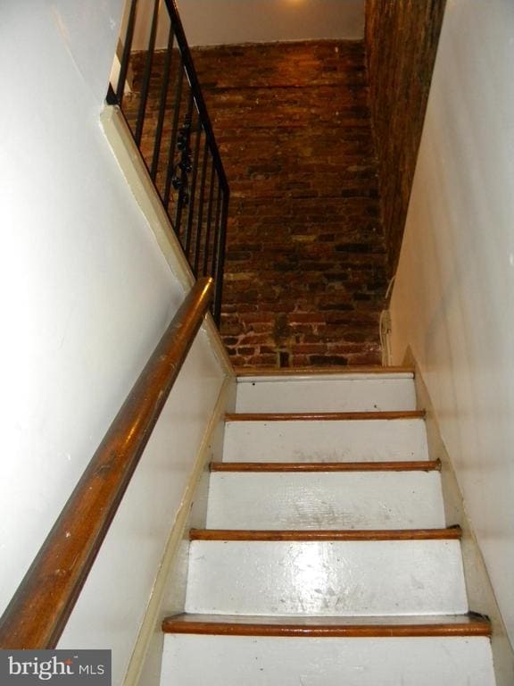 Building Photo - 935 S Charles St