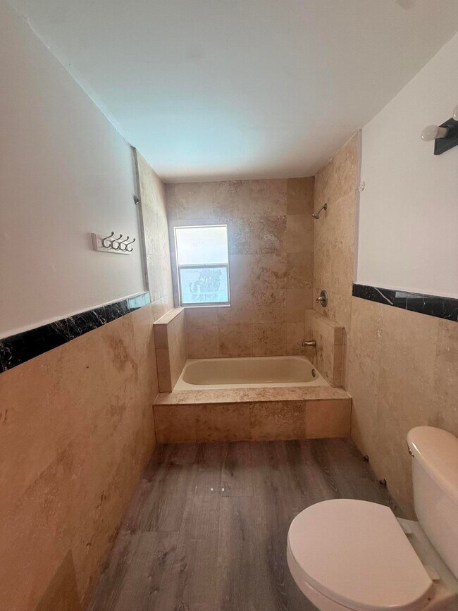 Building Photo - 13430 SW 99th Terrace
