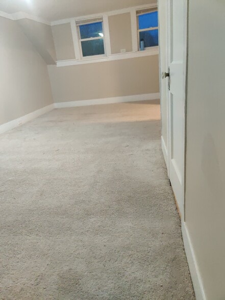 Building Photo - 37 Whitehall Rd