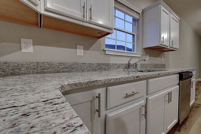 Building Photo - New Construction single family home for lease