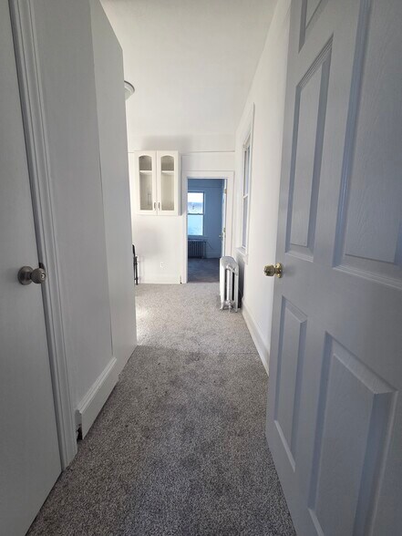 Building Photo - 209 Saint Marys Ave