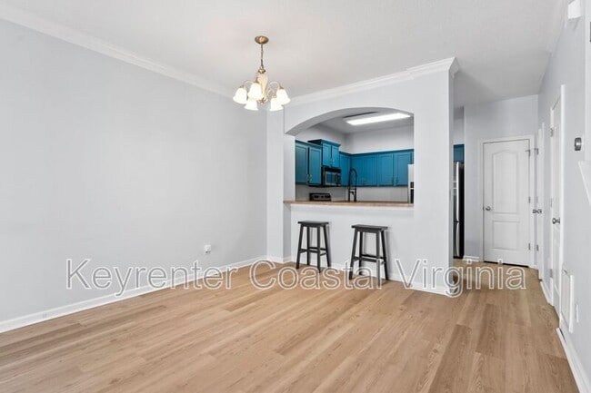Building Photo - 1405 Broad Water Arch