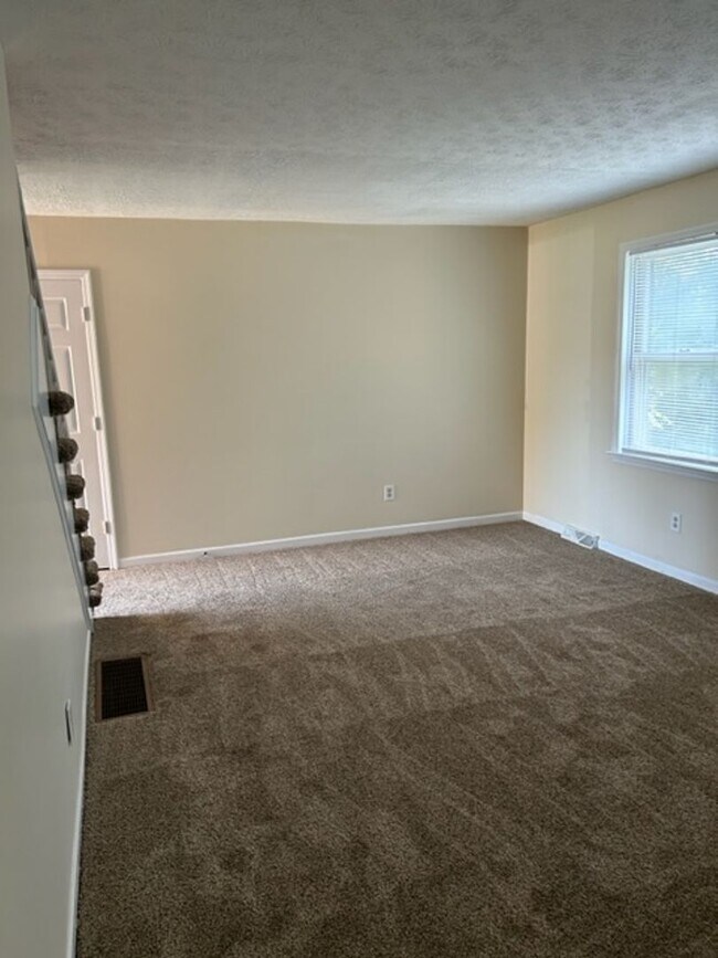 Building Photo - East Hills Townhome.    07072026