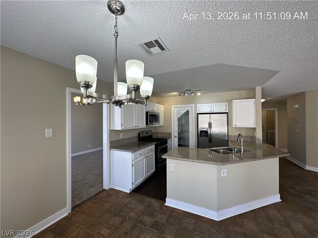 Building Photo - 115 Hanover Dr