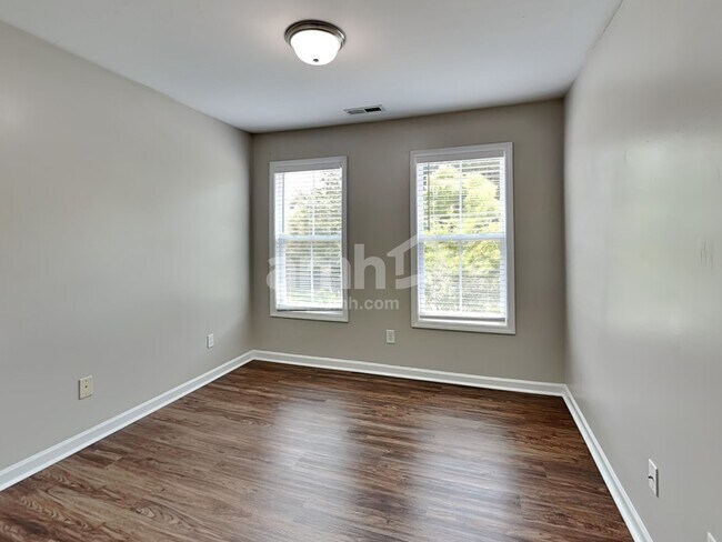 Building Photo - 2937 Britmass Dr