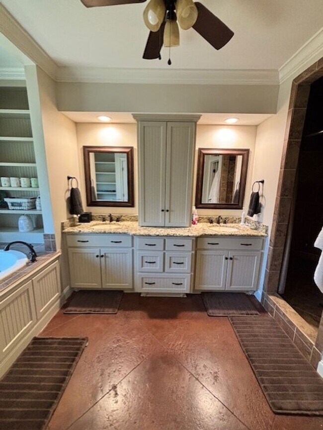 Building Photo - Nashville, Berrien County, GA