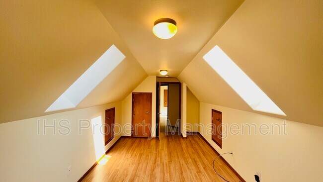 Building Photo - 5131 Milky Way