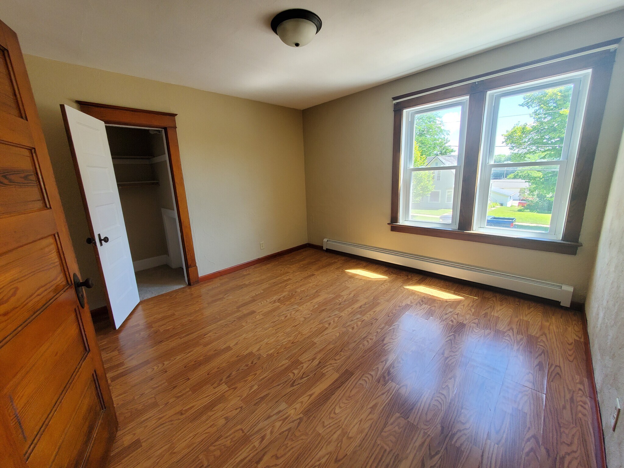 Building Photo - 314 S Hubbard St