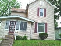 Building Photo - Two Story House