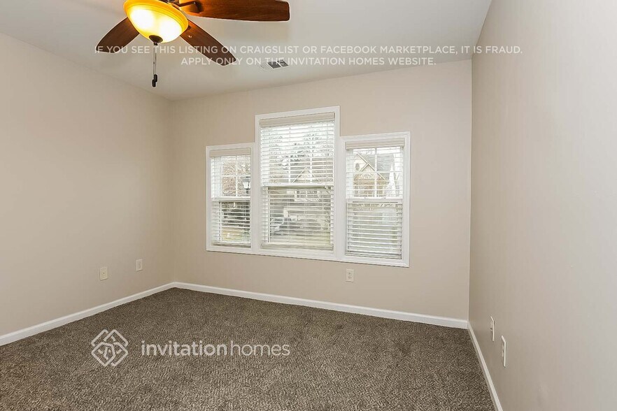 Building Photo - 499 Crestmont Ln