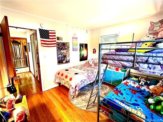 Building Photo - 102 Overocker Rd