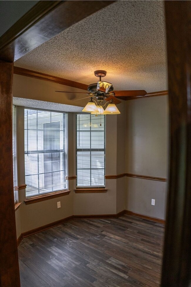 Building Photo - Sherwood Oasis