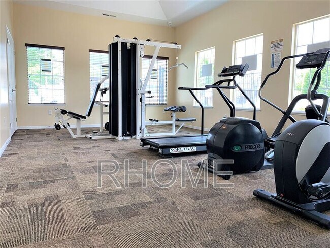 Building Photo - 114 Bella Monte Dr