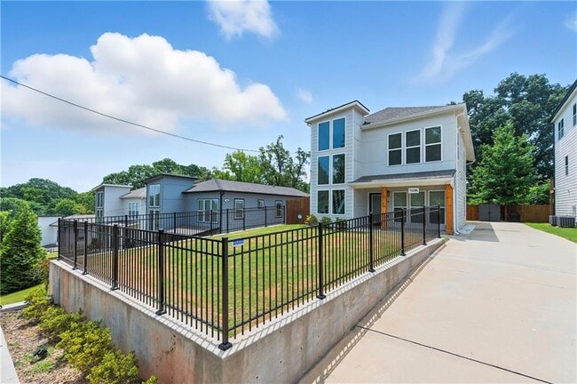 Building Photo - 1470 Norris Pl NW