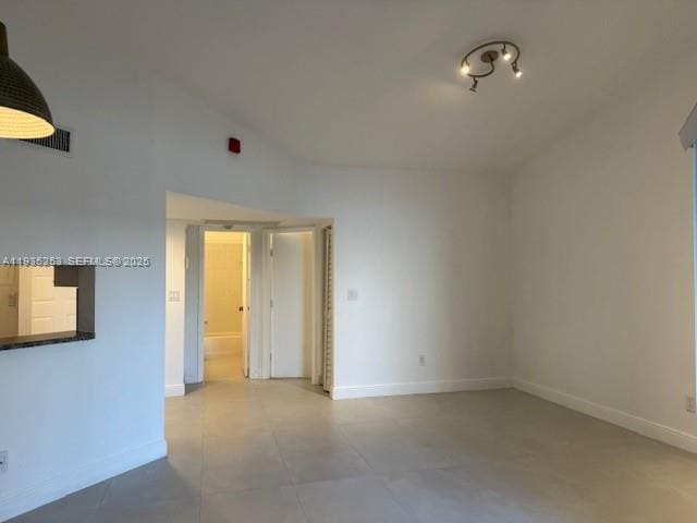 Building Photo - 1280 S Franklin Ave