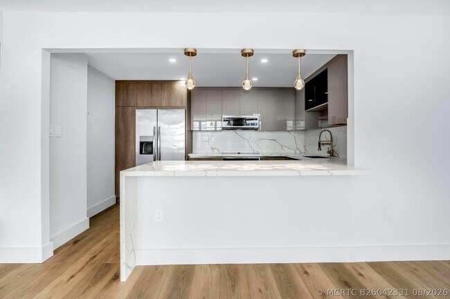 Building Photo - 2780 NE 183rd St