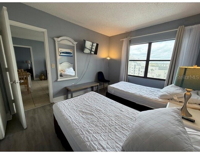 Building Photo - 6165 Carrier Dr