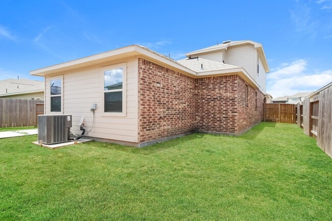 Building Photo - 9207 Penfield Dr