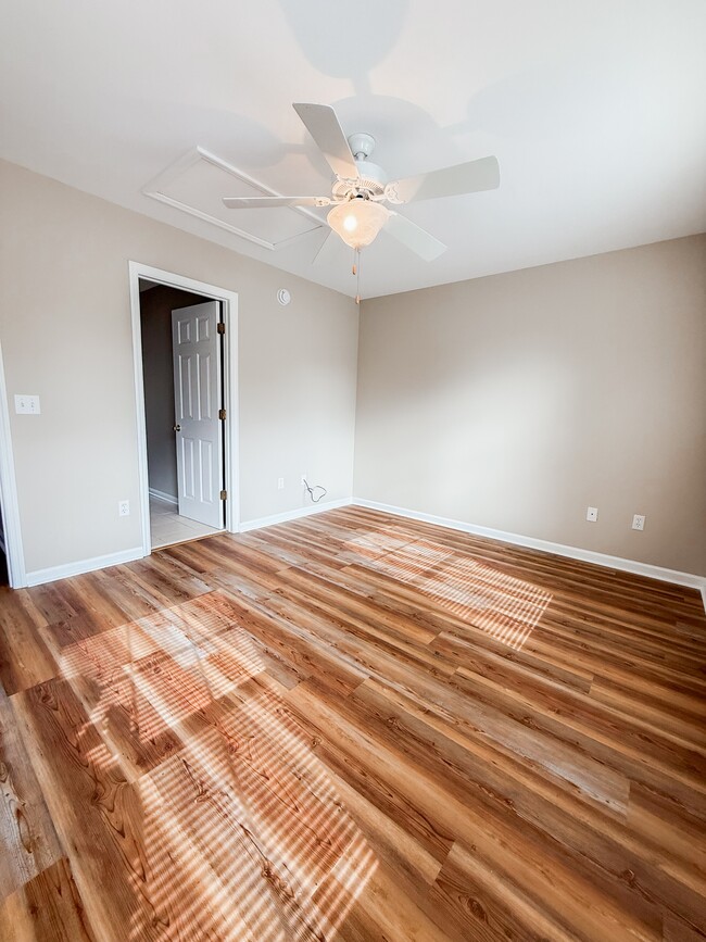 Building Photo - 113 Spokan Trail