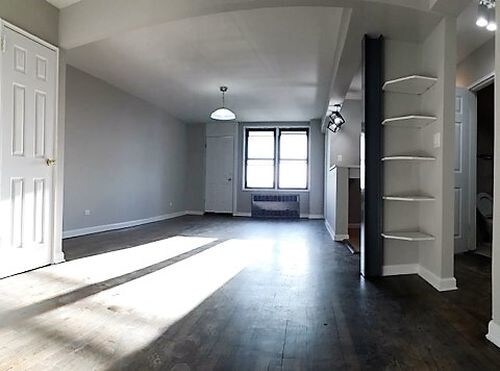 Building Photo - 2030 Elk Dr