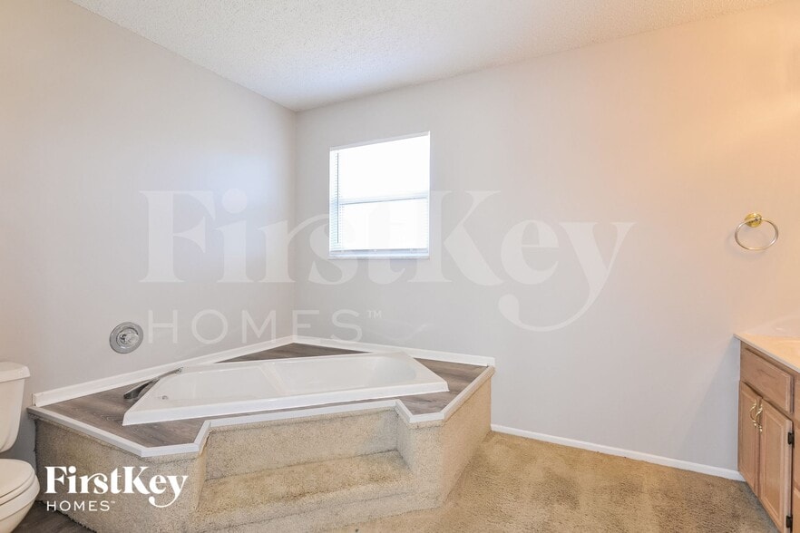 Building Photo - 2322 Marbury Way