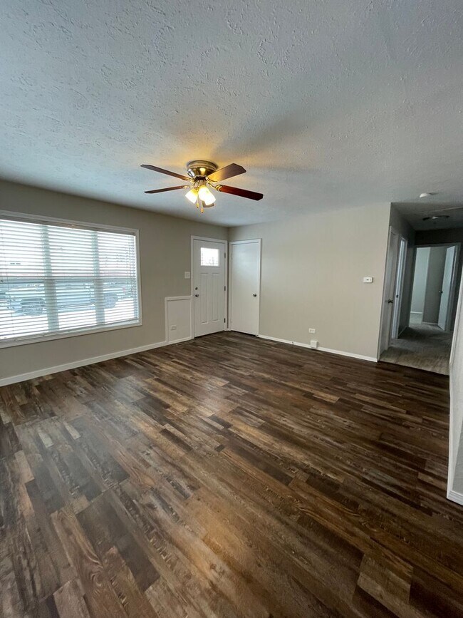 Building Photo - Great 4 Bedroom Home for Lease!